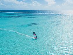 Sorobon Beach Resort and Wellness - Bonaire. Windsurfer Lac Bay.